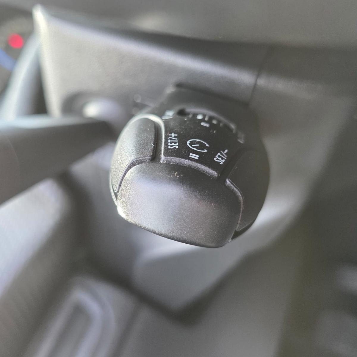 peugeot-2008-2016-gasolina-1199cc