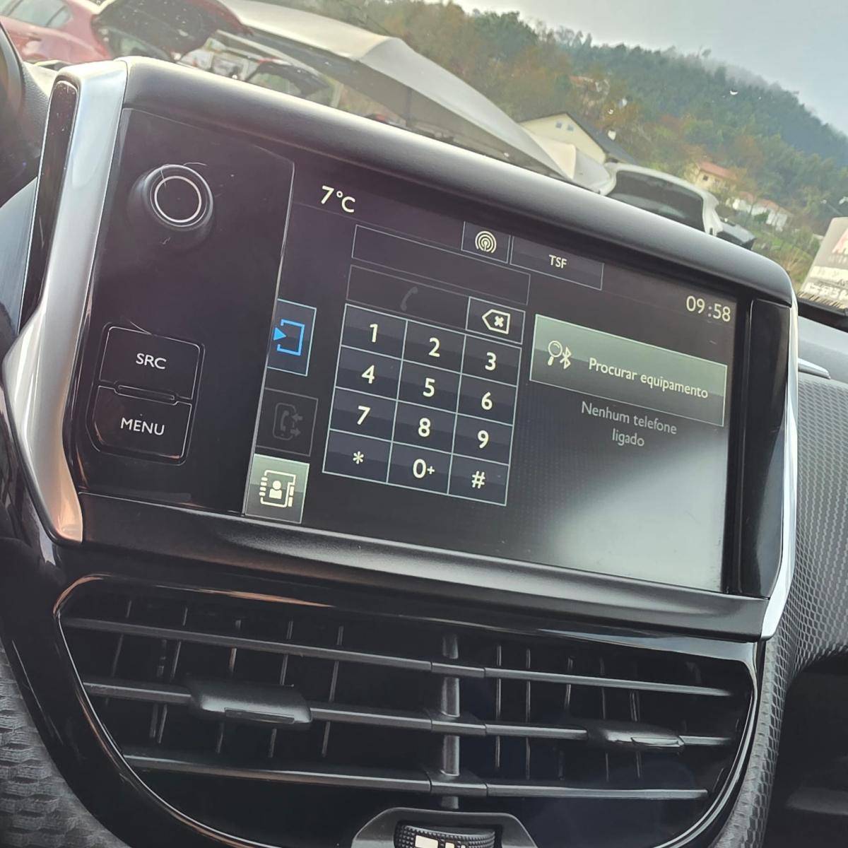 peugeot-2008-2016-gasolina-1199cc