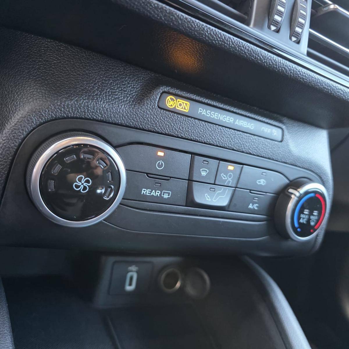 ford-focus-2020-diesel-1499cc