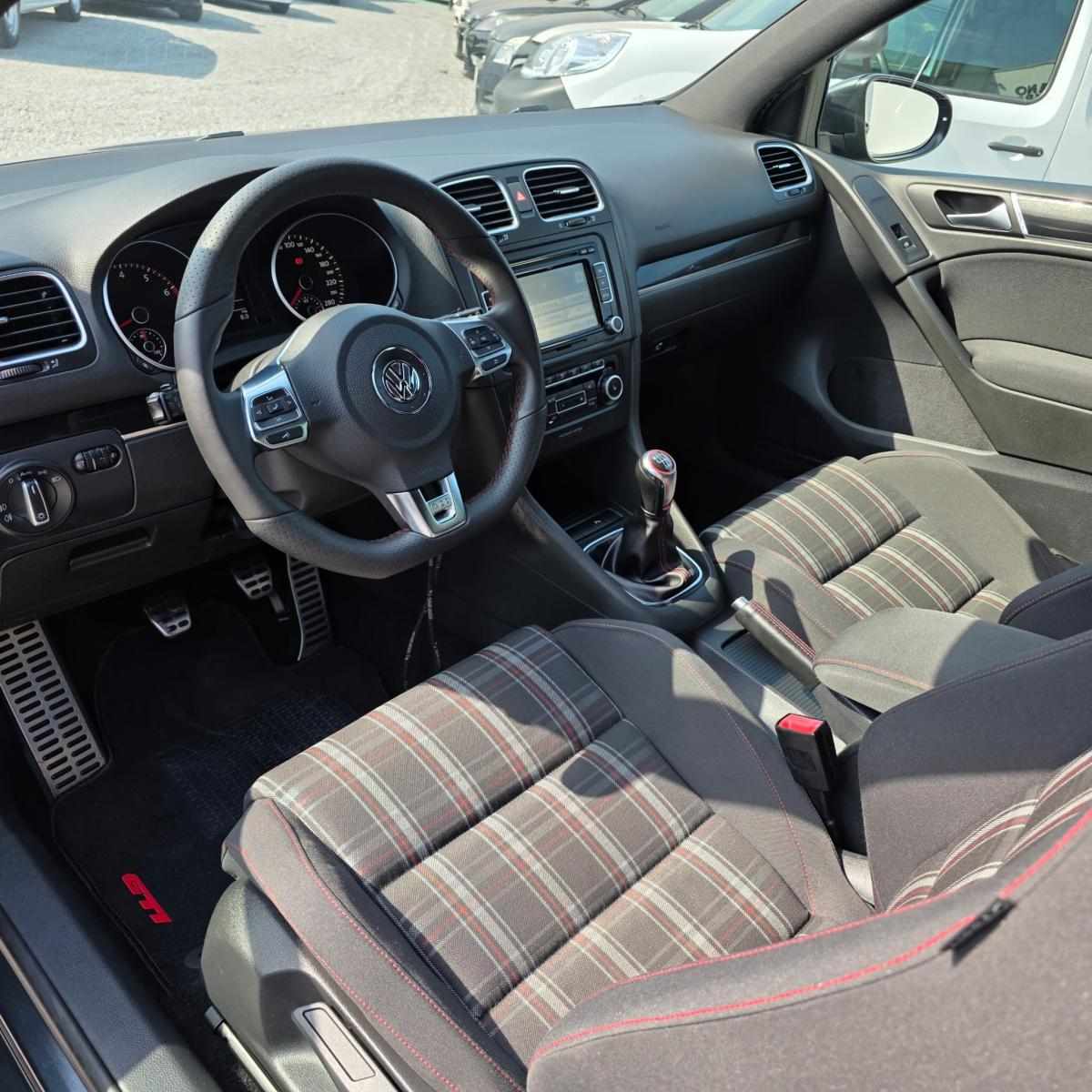 volkswagen-golf-2010-gasolina-1984cc