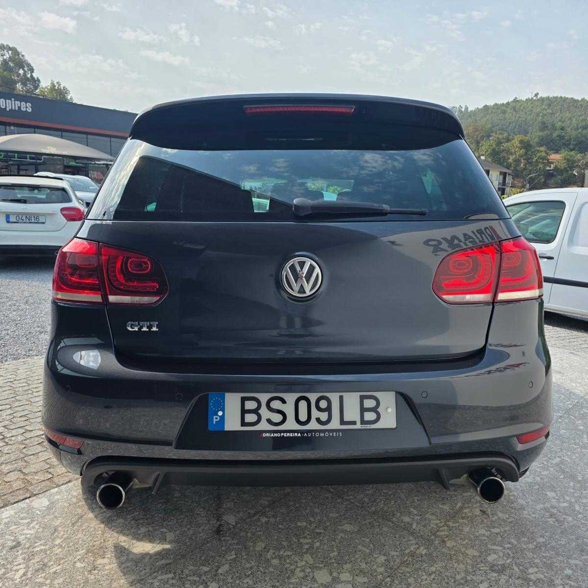 volkswagen-golf-2010-gasolina-1984cc
