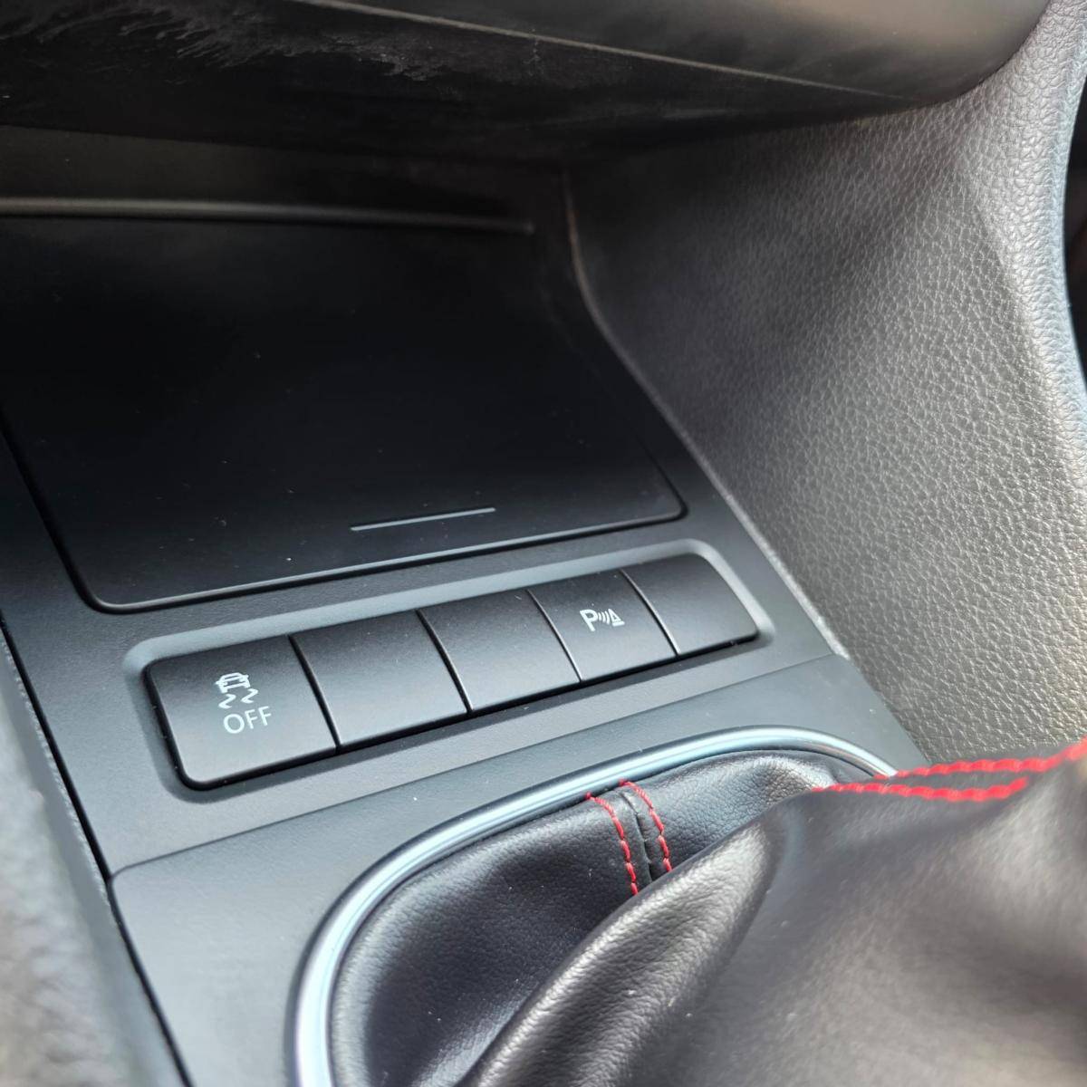 volkswagen-golf-2010-gasolina-1984cc