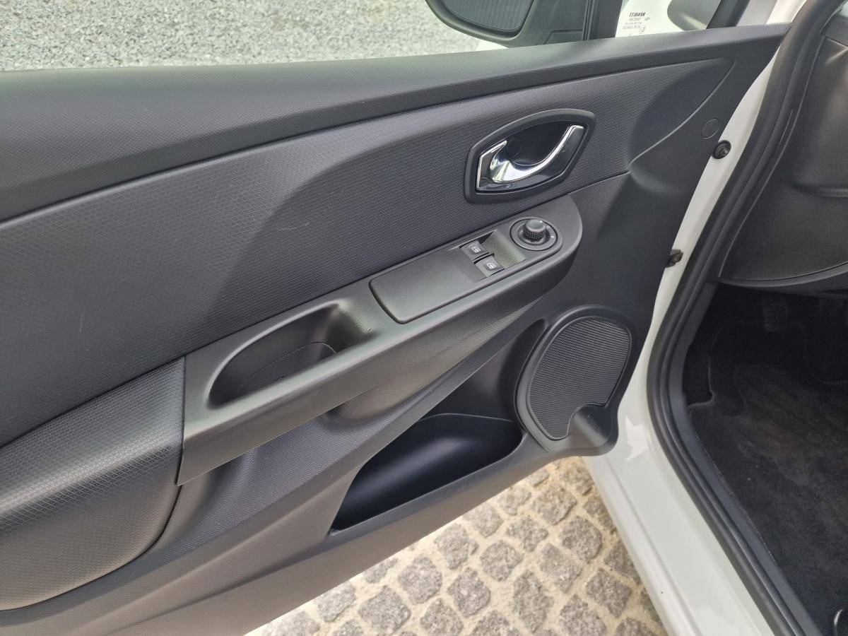 renault-clio-2014-diesel-1461cc