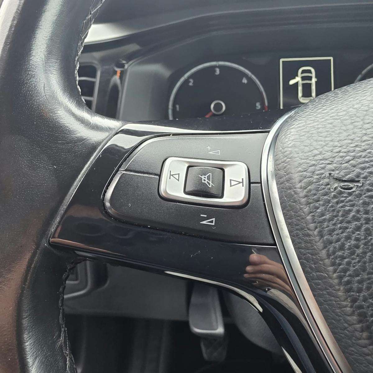 volkswagen-polo-2018-diesel-1598cc