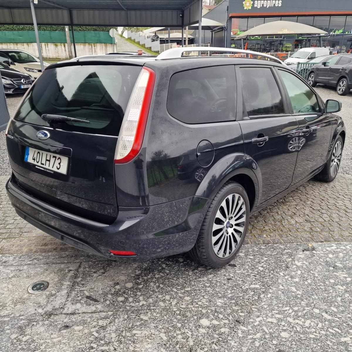 ford-focus-sw-2011-diesel-1560cc