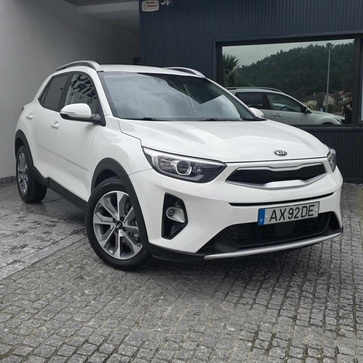 kia-stonic-2018-gasolina-1368cc