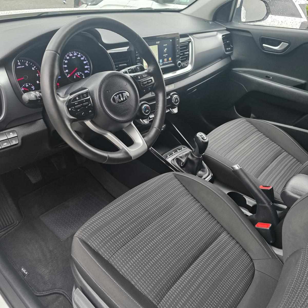 kia-stonic-2018-gasolina-1368cc