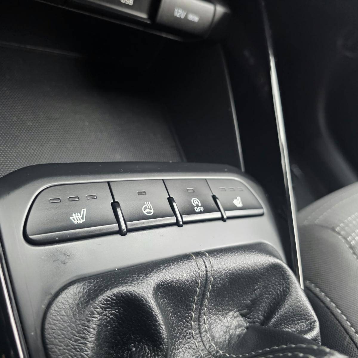 kia-stonic-2018-gasolina-1368cc