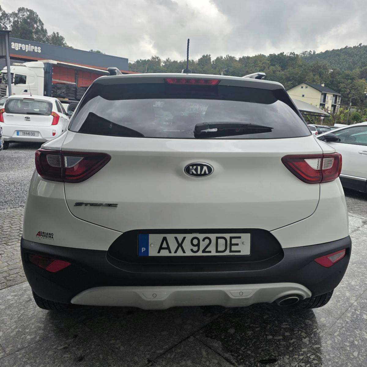 kia-stonic-2018-gasolina-1368cc