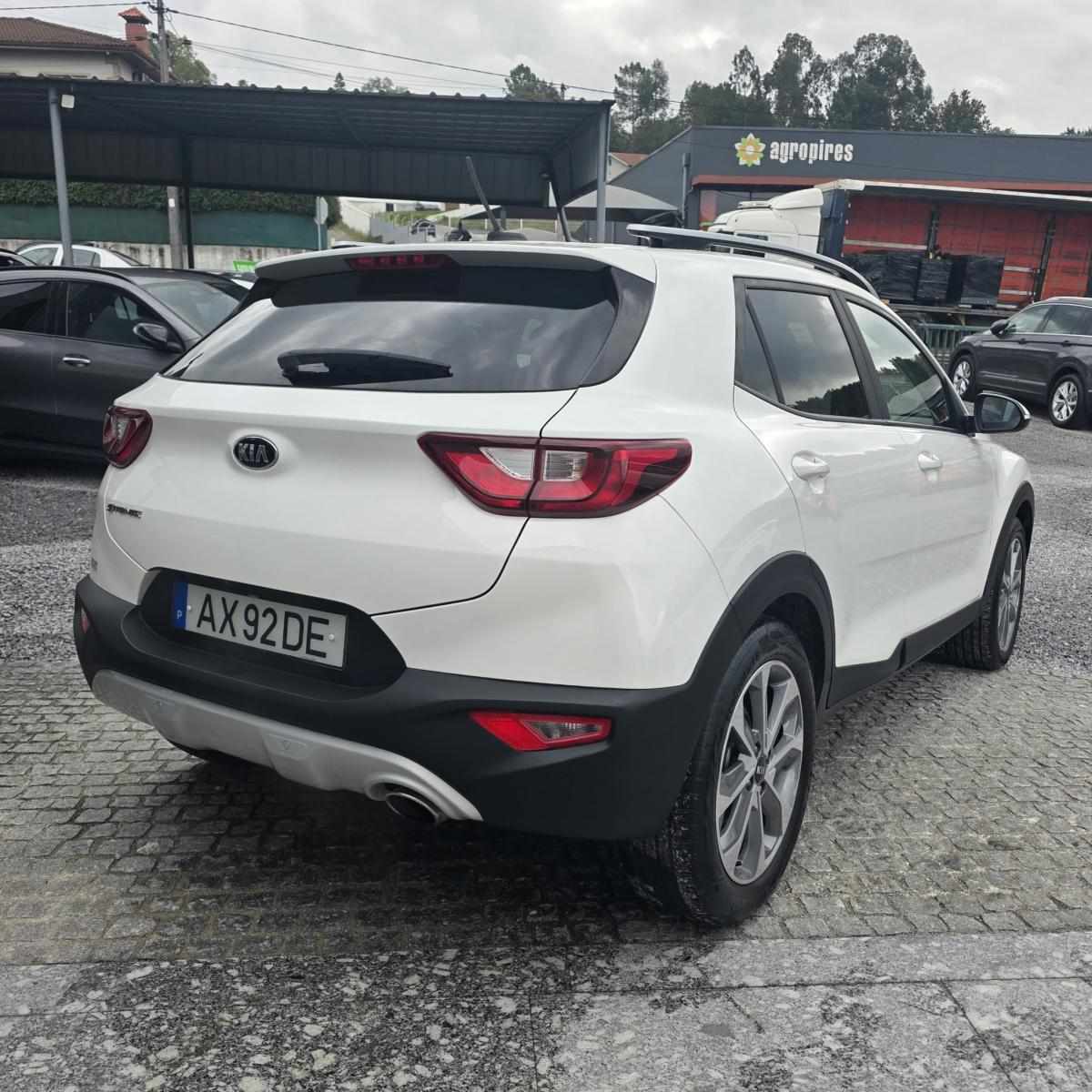 kia-stonic-2018-gasolina-1368cc
