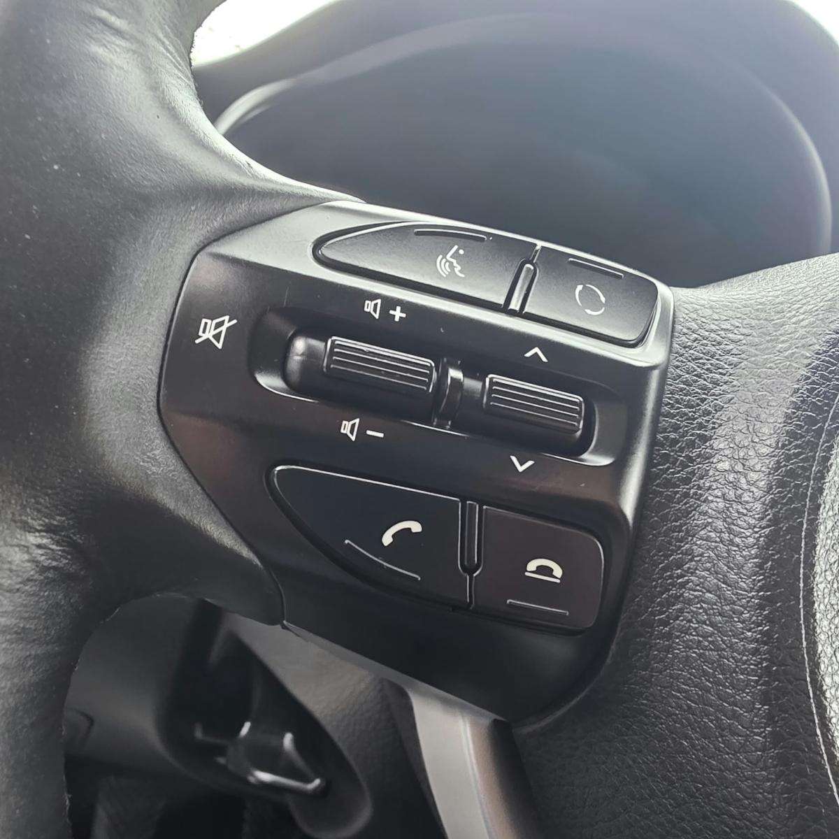 kia-stonic-2018-gasolina-1368cc