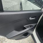 kia-stonic-2018-gasolina-1368cc