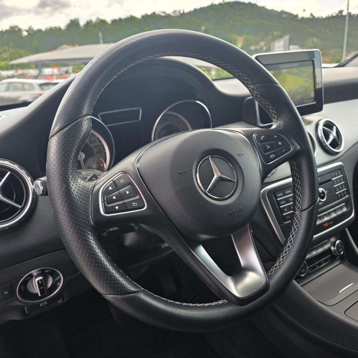 mercedes-benz-gla-2016-diesel-1461cc