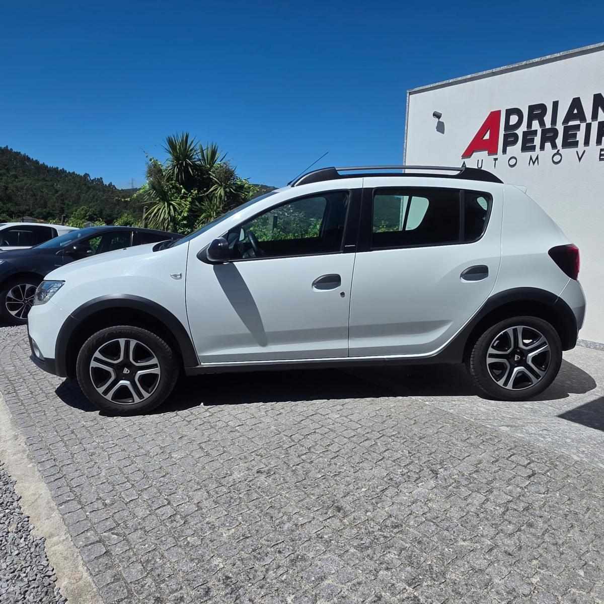 dacia-sandero-2018-gasolina-898cc