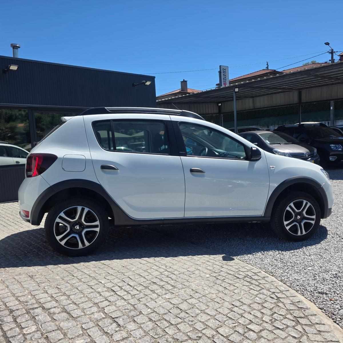 dacia-sandero-2018-gasolina-898cc