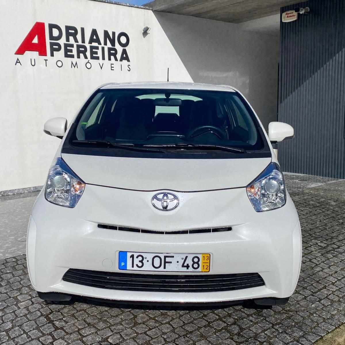 toyota-iq-2013-gasolina-998cc