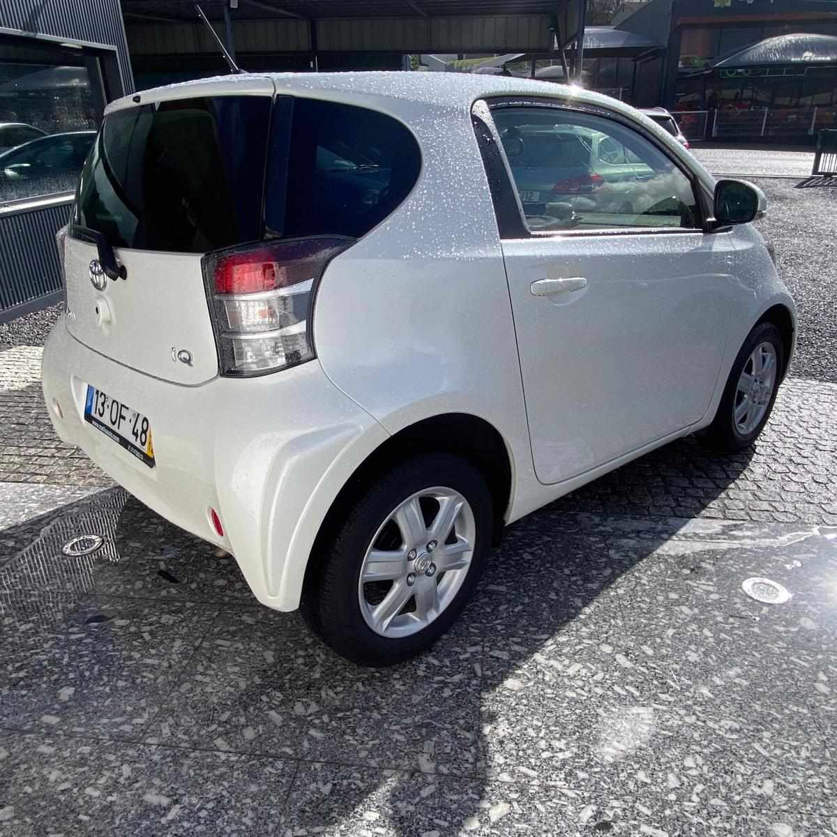 toyota-iq-2013-gasolina-998cc