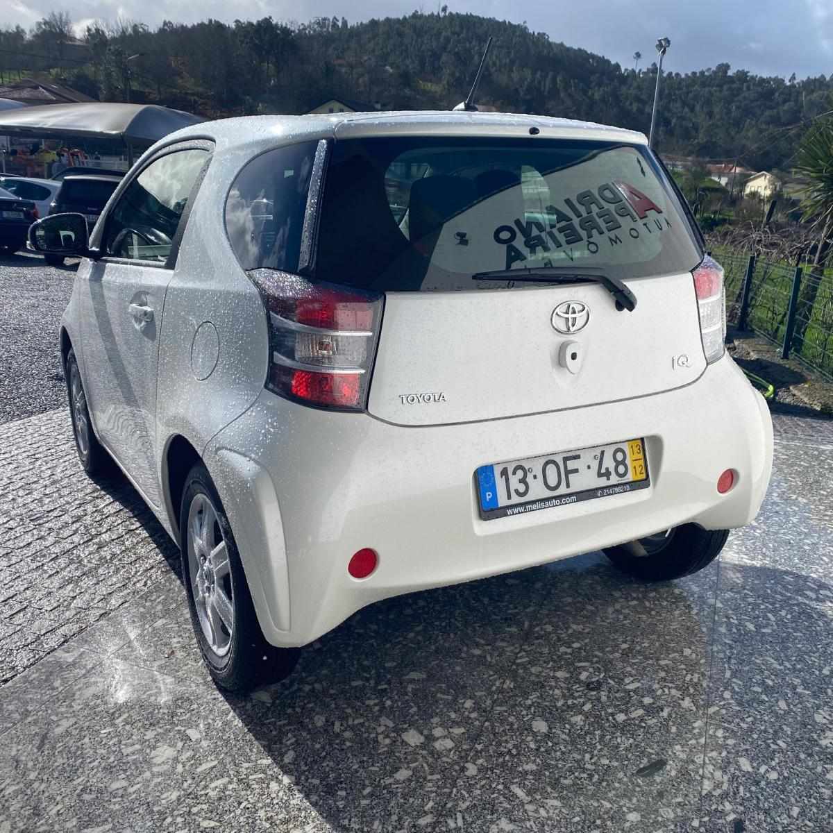 toyota-iq-2013-gasolina-998cc