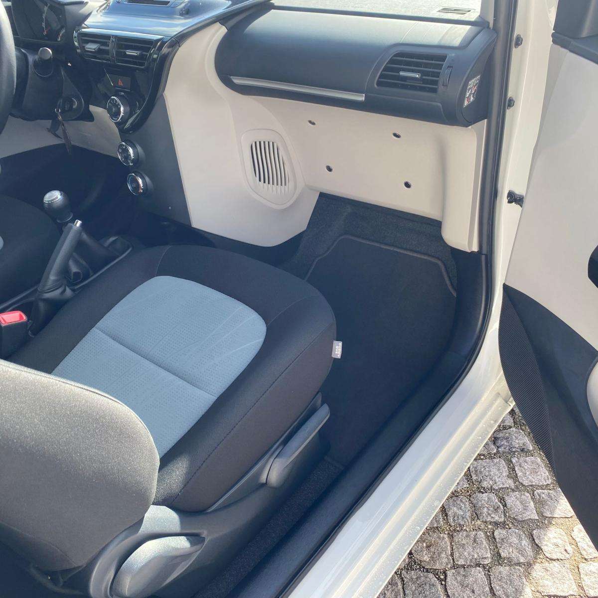 toyota-iq-2013-gasolina-998cc
