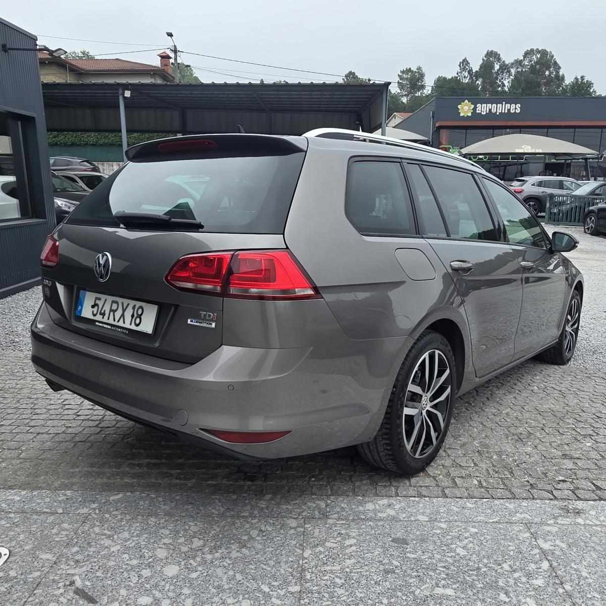 volkswagen-golf-variant-2016-diesel-1598cc
