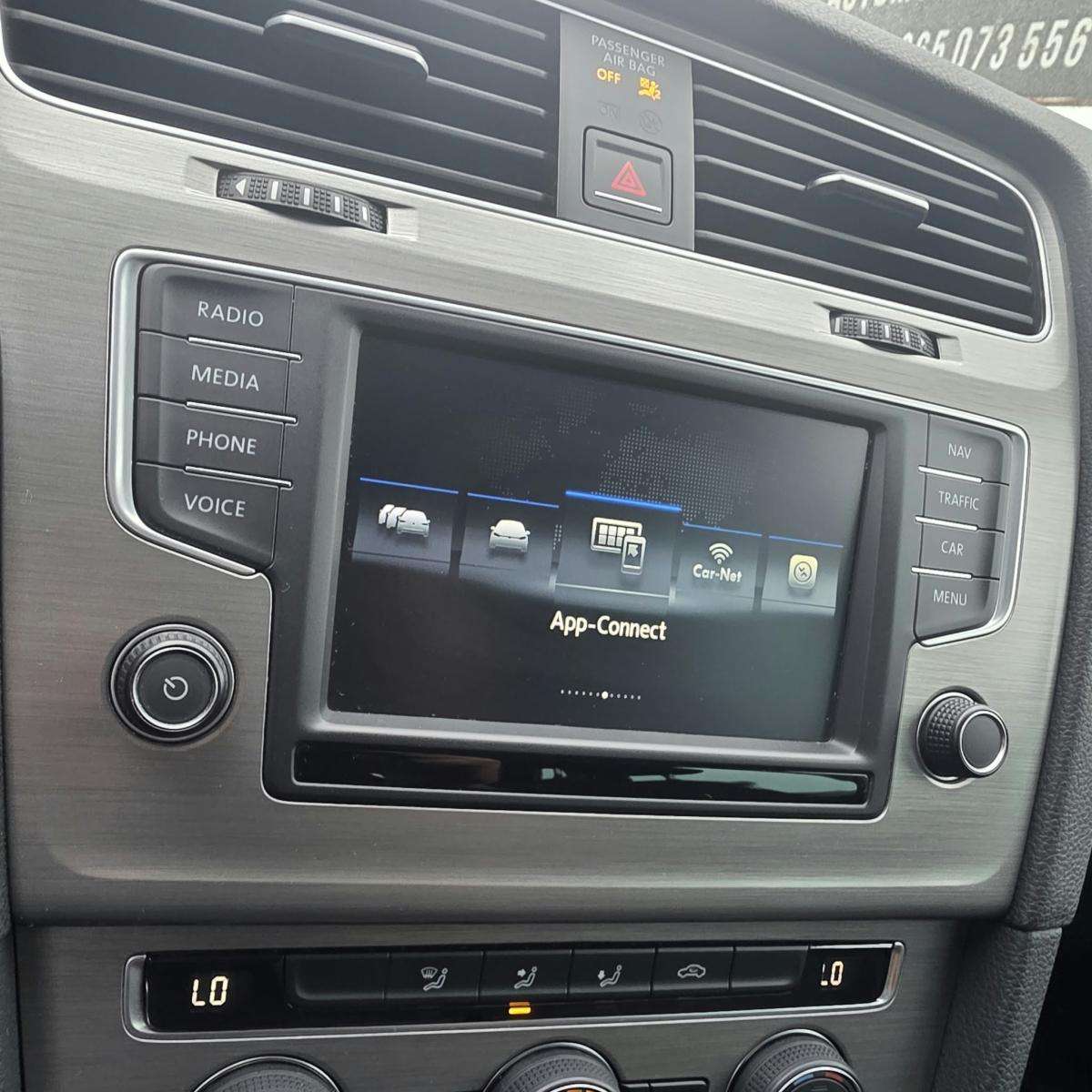 volkswagen-golf-variant-2016-diesel-1598cc