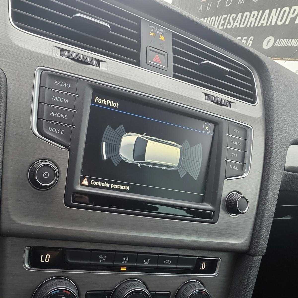 volkswagen-golf-variant-2016-diesel-1598cc
