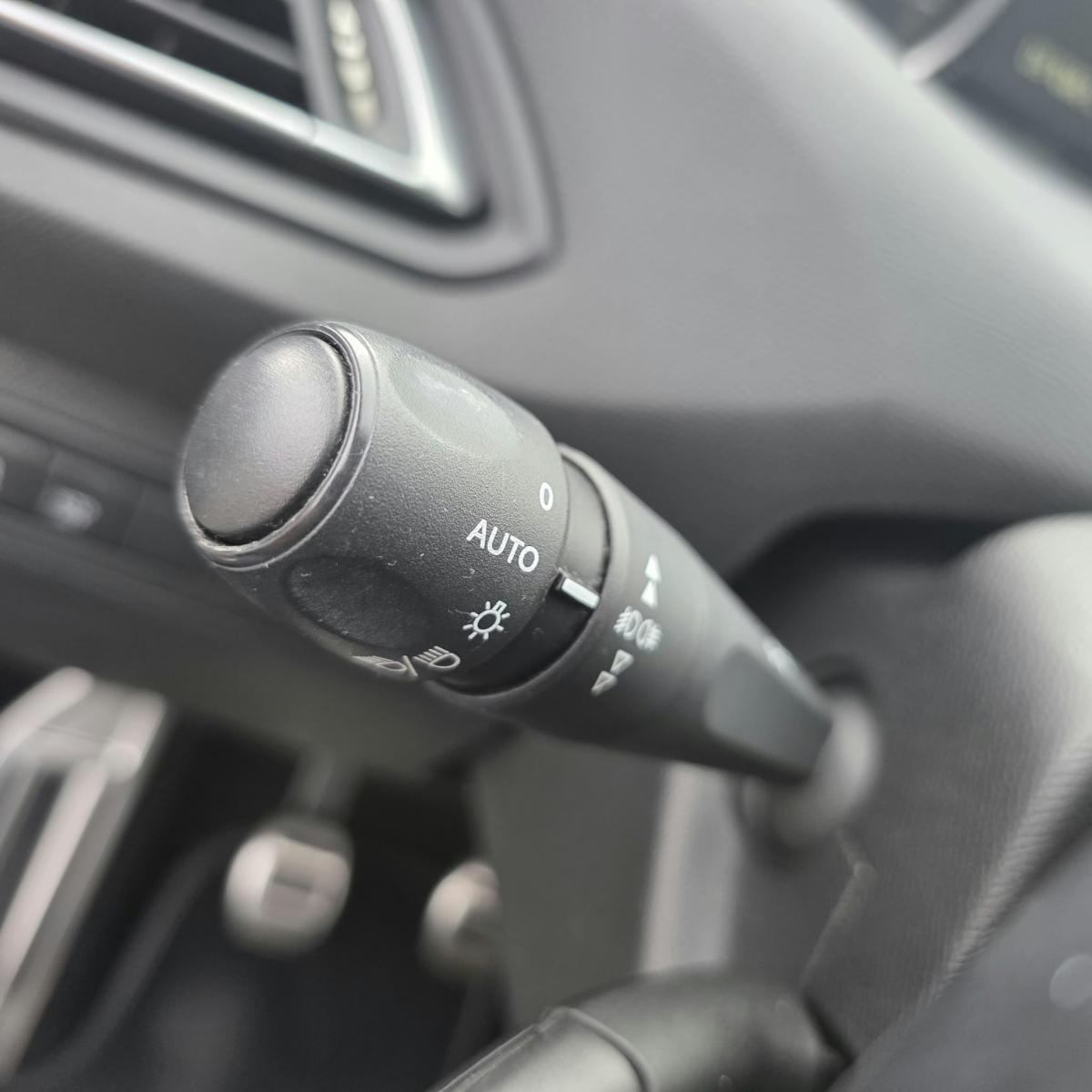 peugeot-308-2016-diesel-1560cc