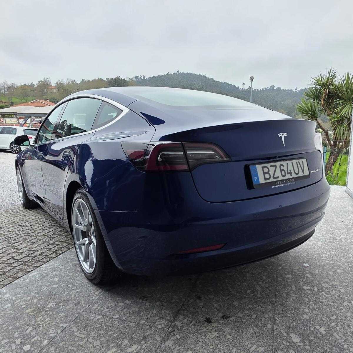 tesla-model-3-2019-eletrico-500cc