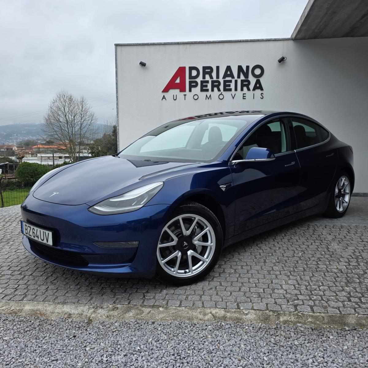 tesla-model-3-2019-eletrico-500cc