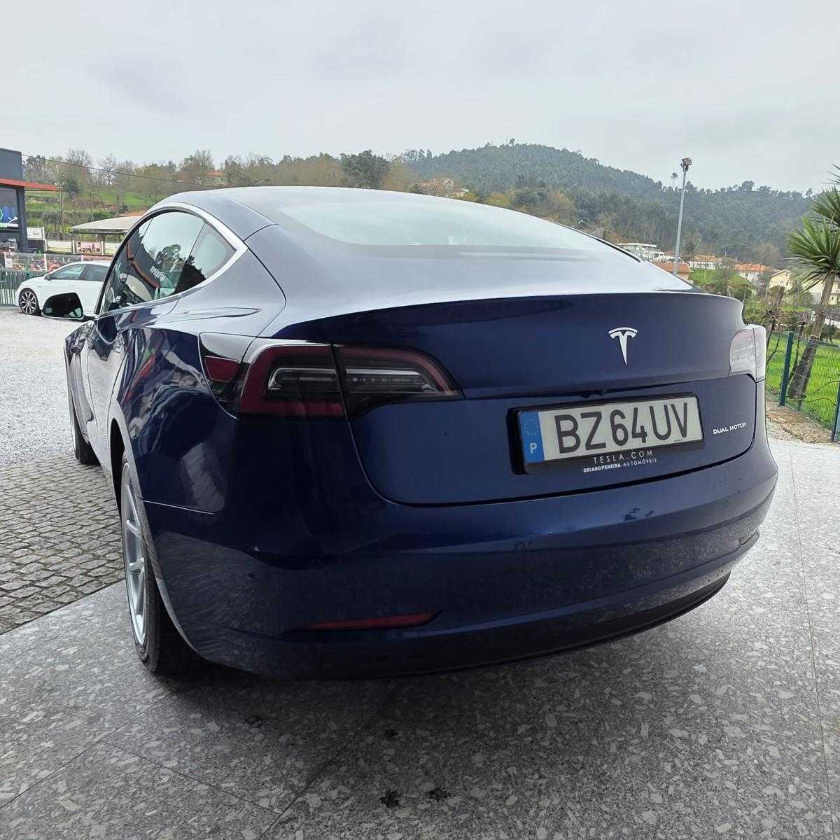 tesla-model-3-2019-eletrico-500cc