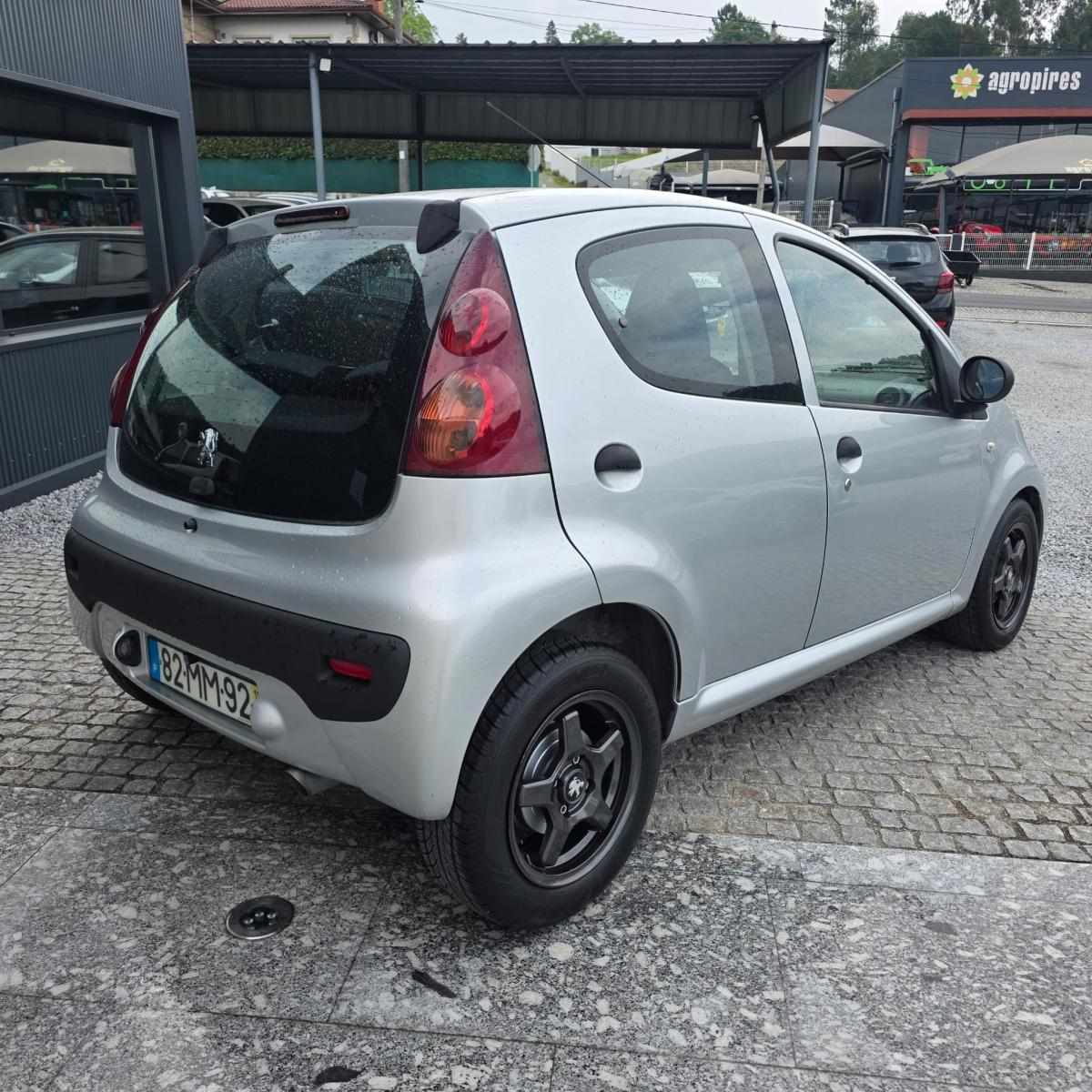 peugeot-107-2011-gasolina-998cc