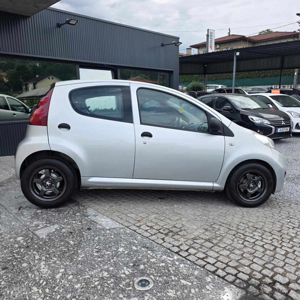 peugeot-107-2011-gasolina-998cc