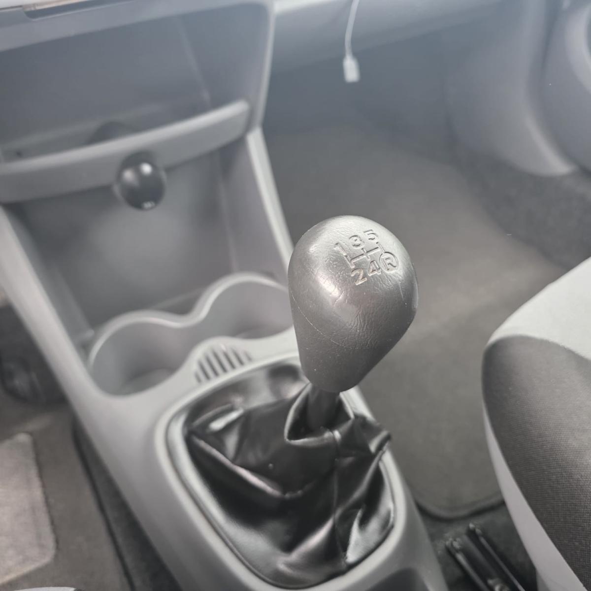 peugeot-107-2011-gasolina-998cc