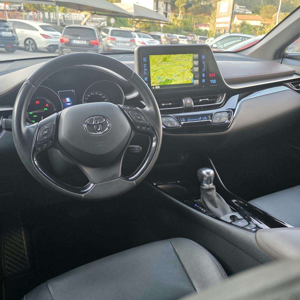 toyota-c-hr-2019-hibrido-a-gasolina-1798cc