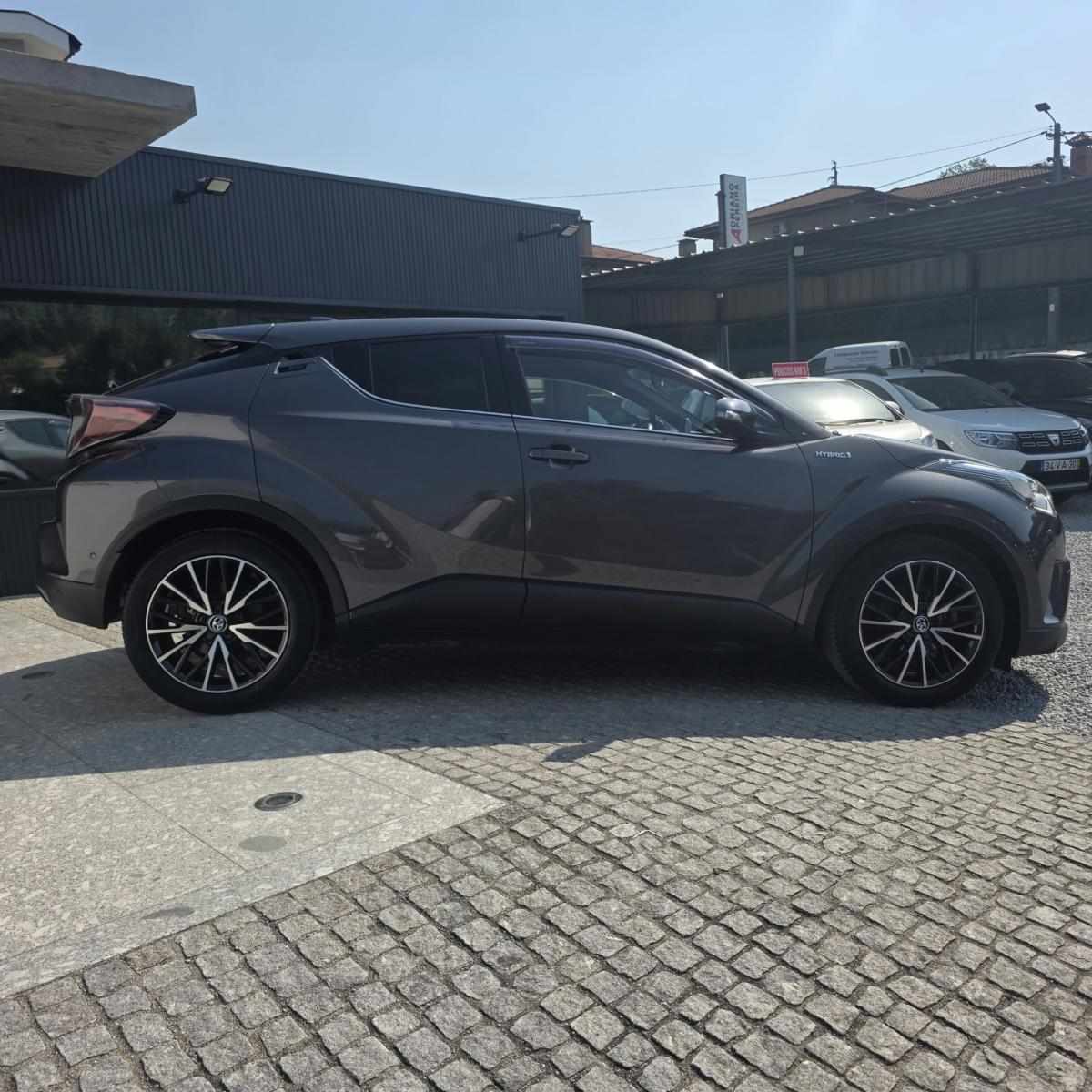 toyota-c-hr-2019-hibrido-a-gasolina-1798cc