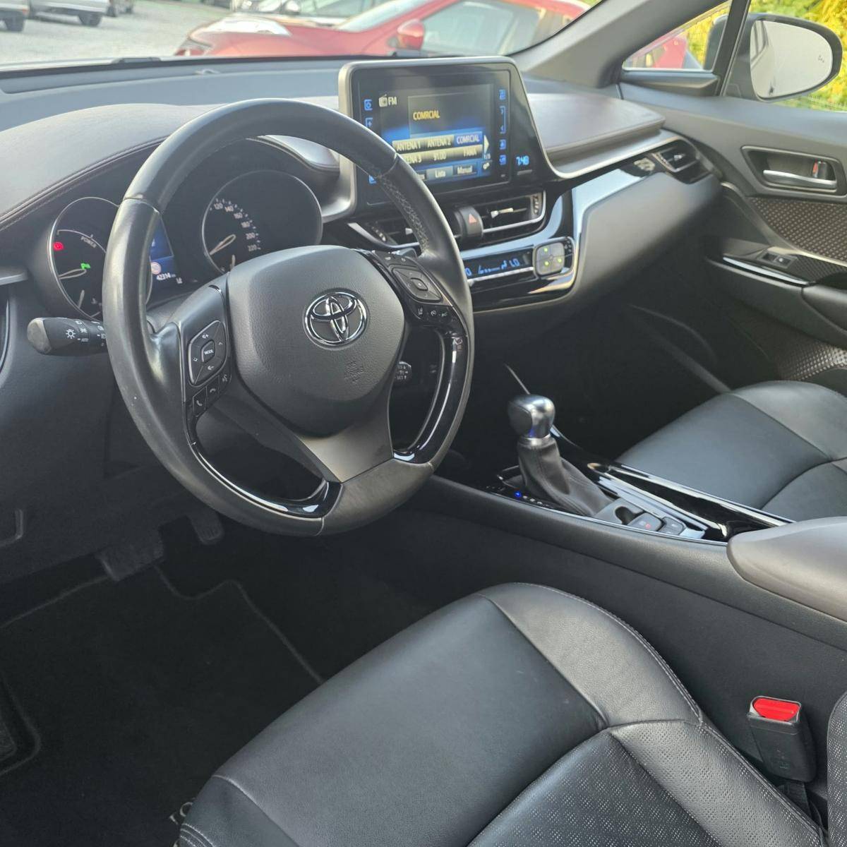 toyota-c-hr-2019-hibrido-a-gasolina-1798cc