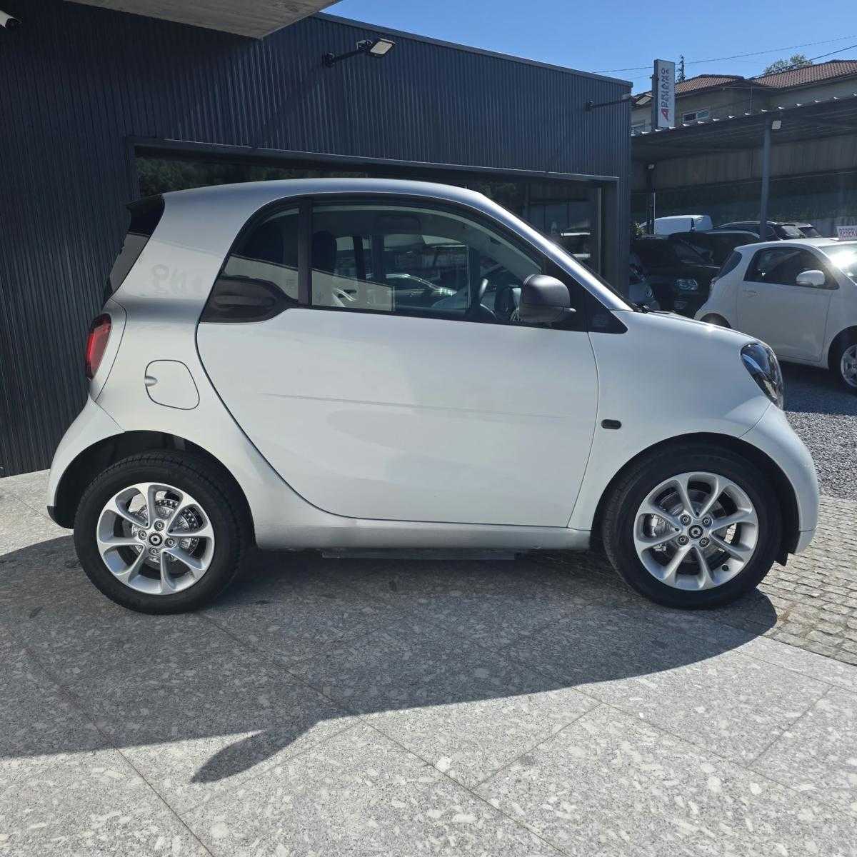 smart-fortwocoupe-2020-eletrico-0cc
