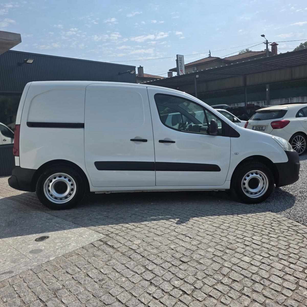 peugeot-partner-2016-diesel-1560cc
