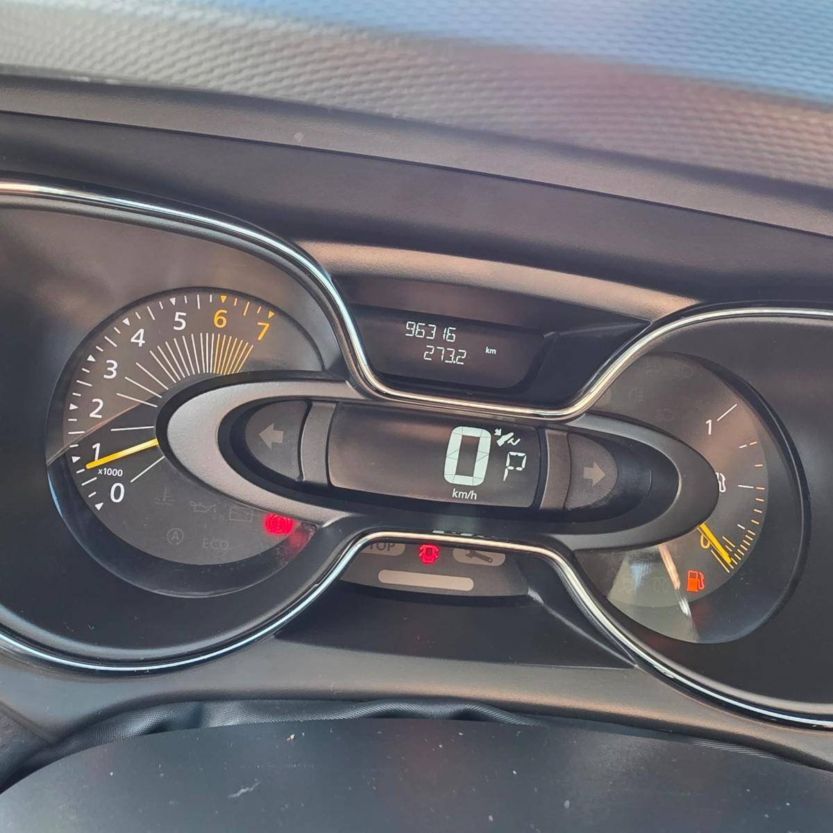 renault-captur-2013-gasolina-1197cc