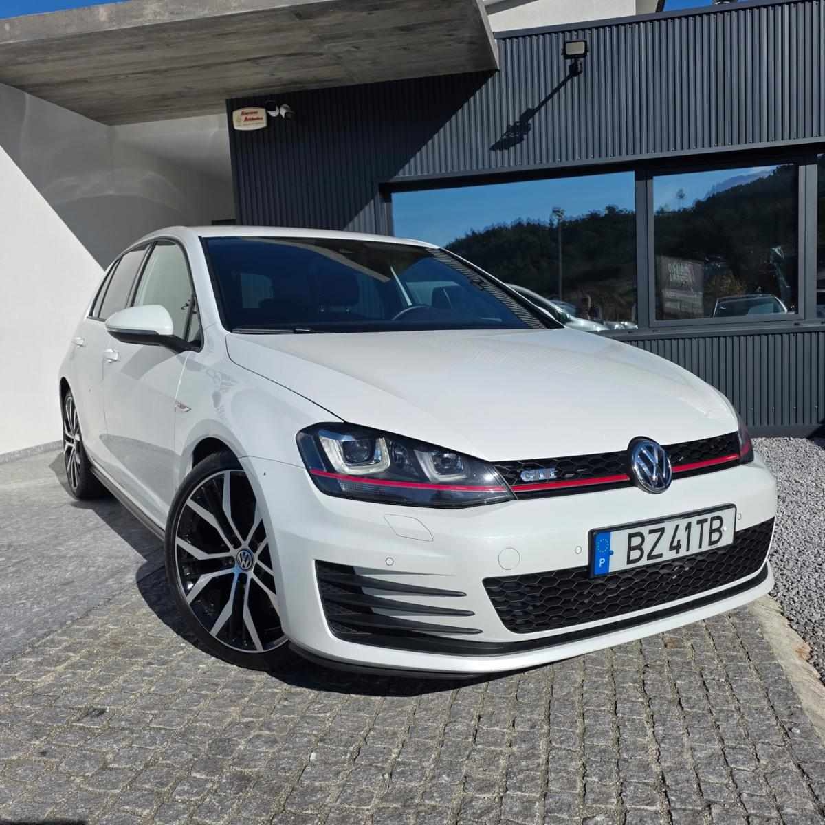 volkswagen-golf-2013-gasolina-1984cc