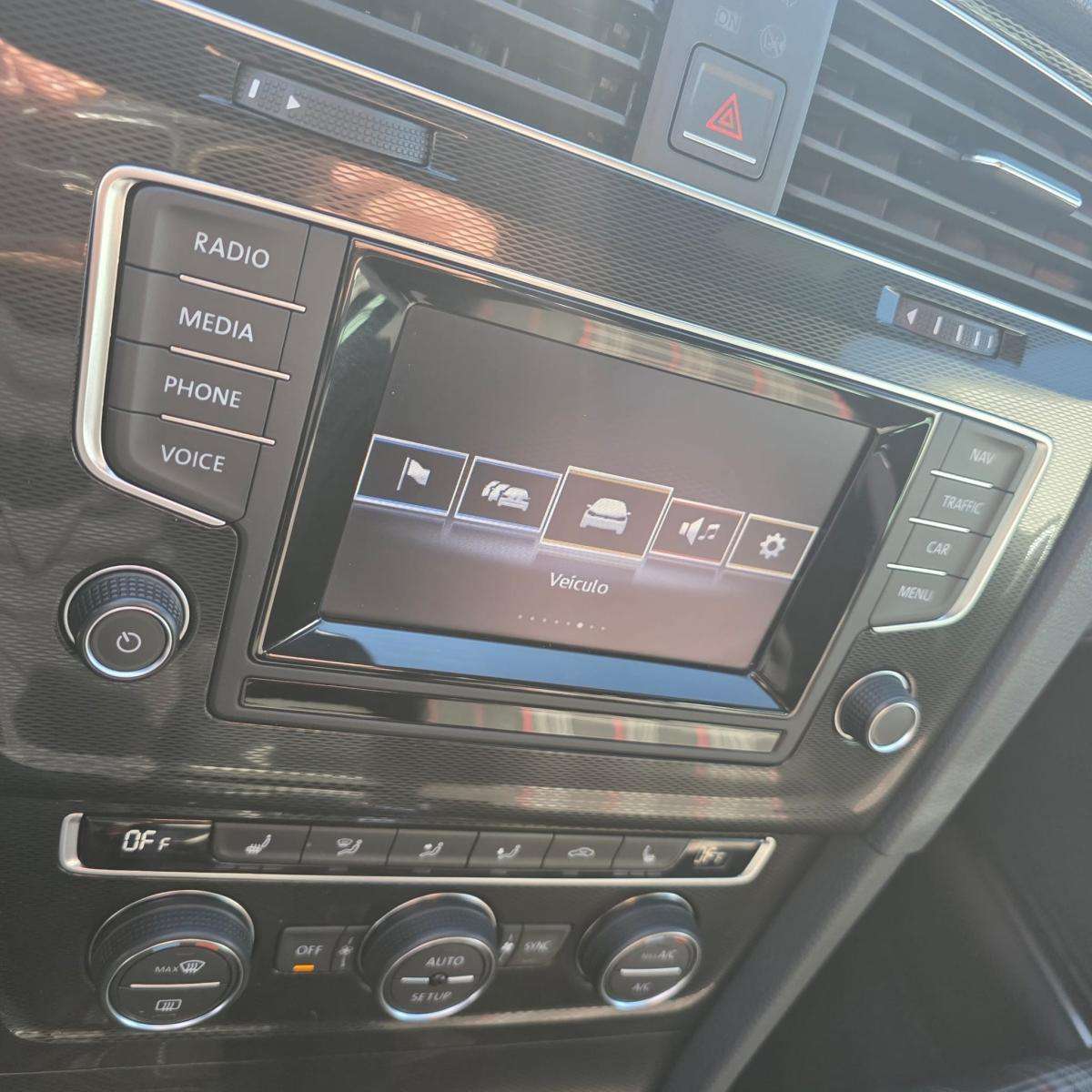 volkswagen-golf-2013-gasolina-1984cc