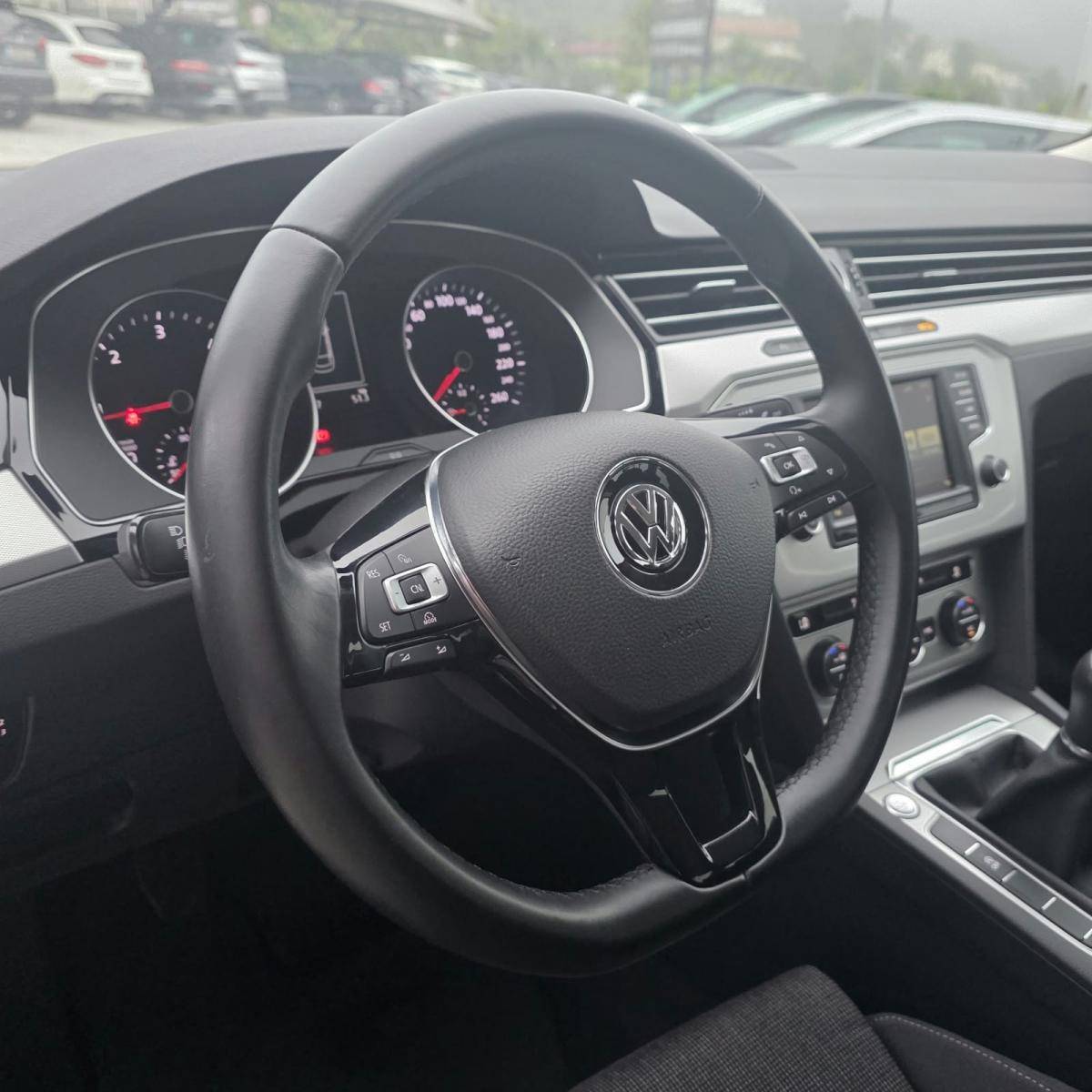 volkswagen-passat-2015-diesel-1968cc