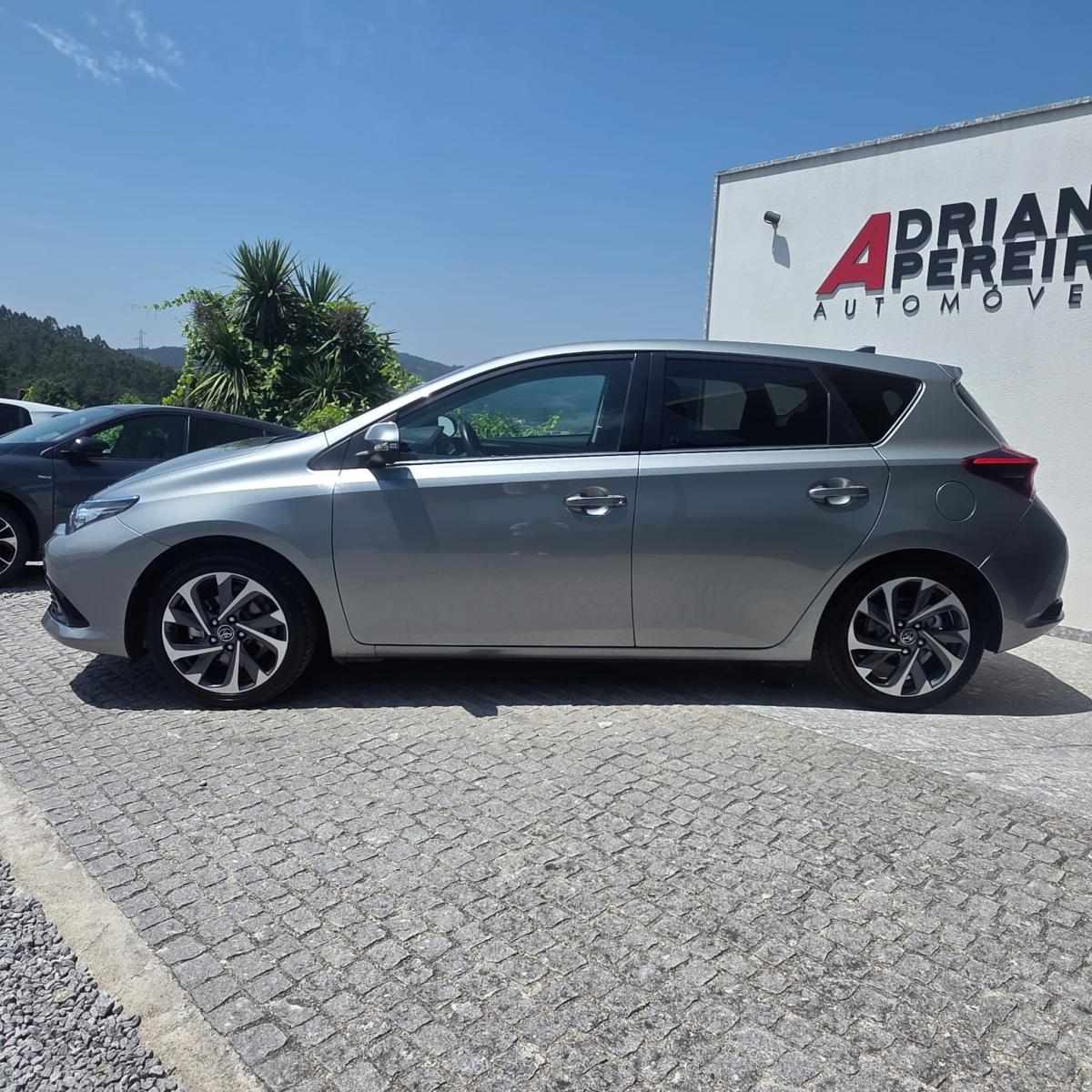 toyota-auris-2015-diesel-1364cc
