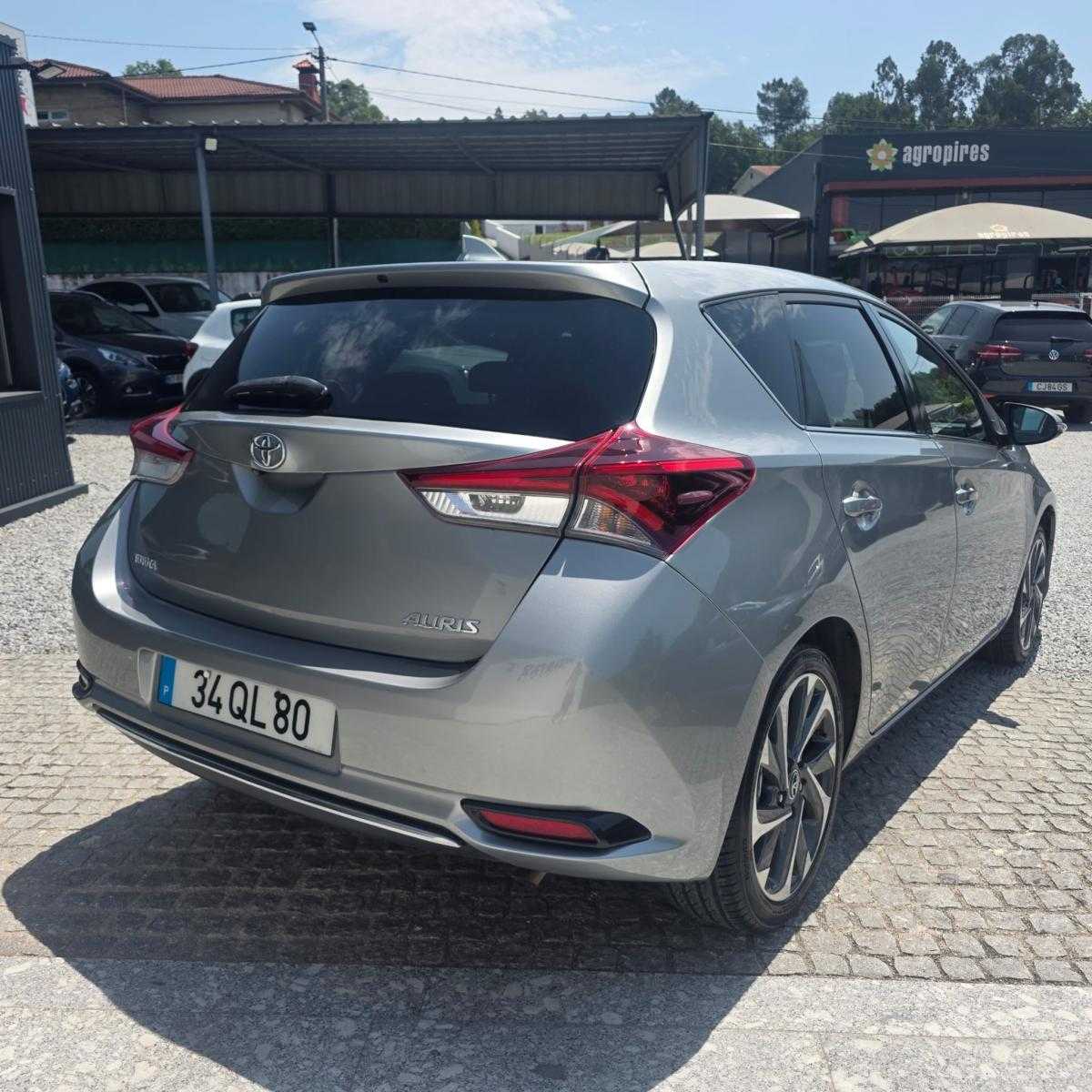 toyota-auris-2015-diesel-1364cc