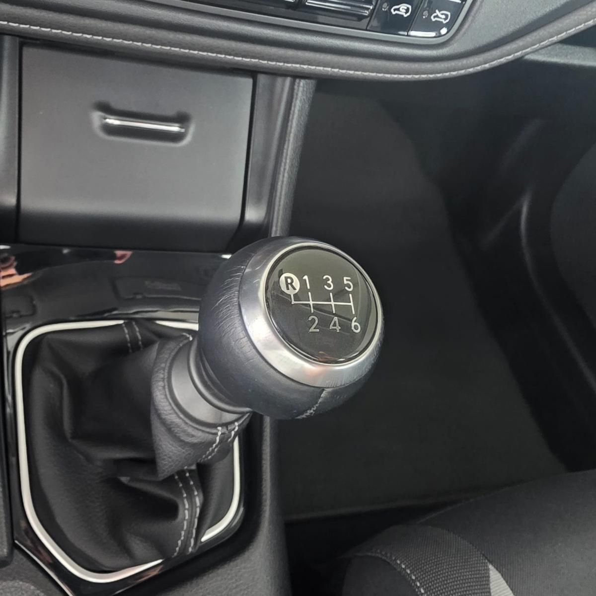 toyota-auris-2015-diesel-1364cc