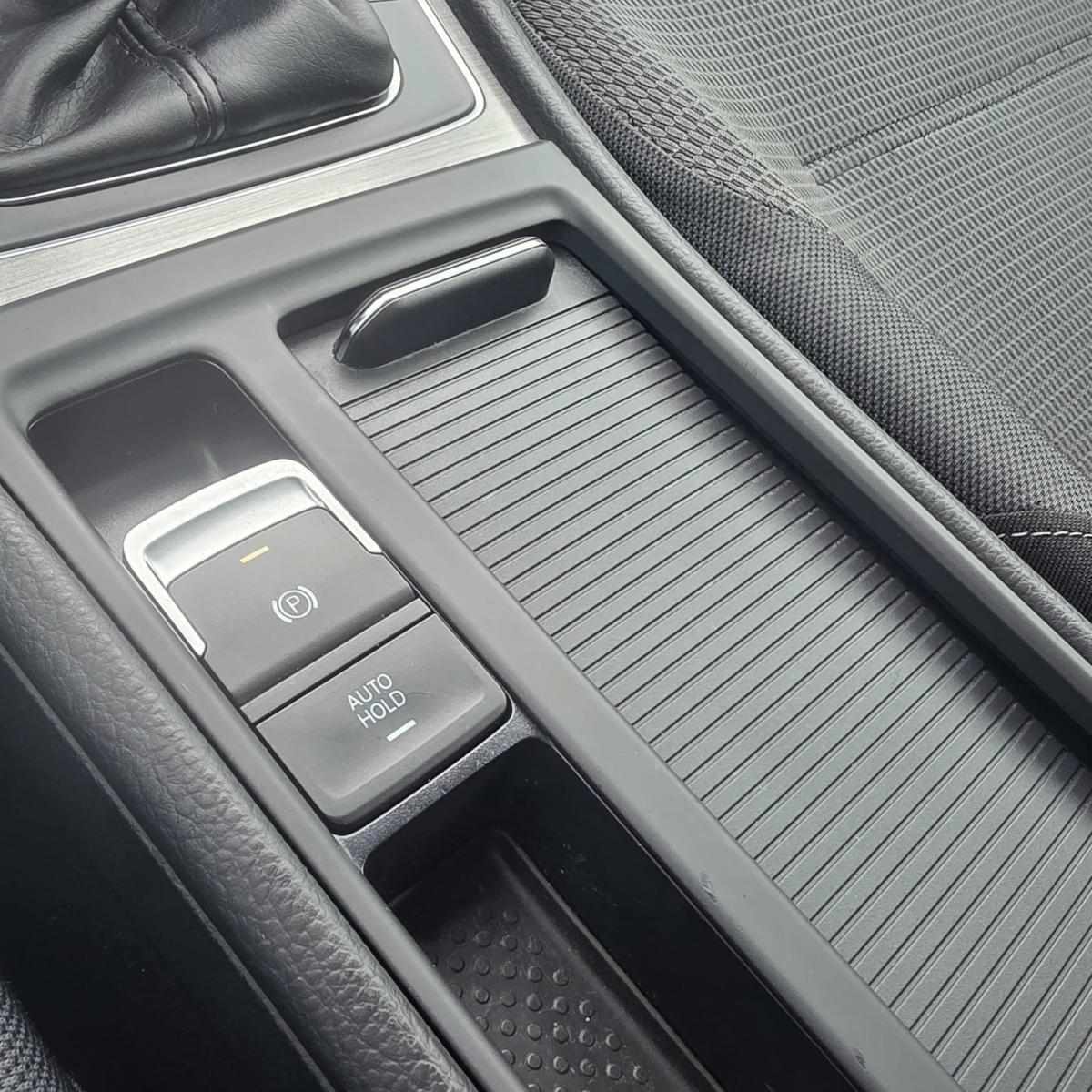 volkswagen-golf-2013-diesel-1598cc