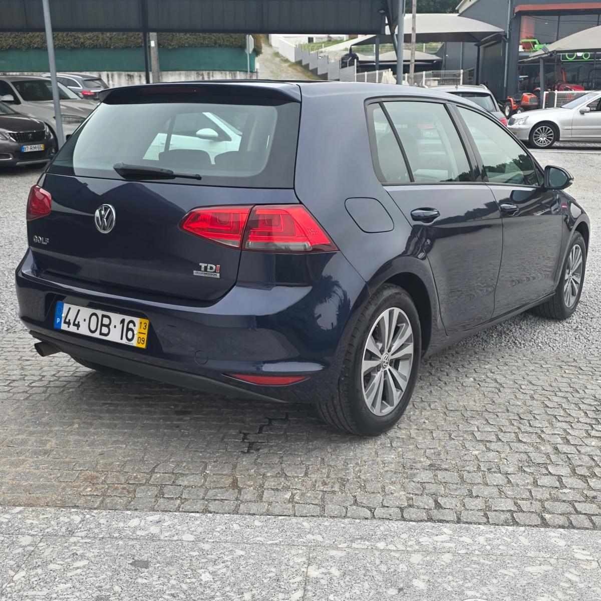 volkswagen-golf-2013-diesel-1598cc