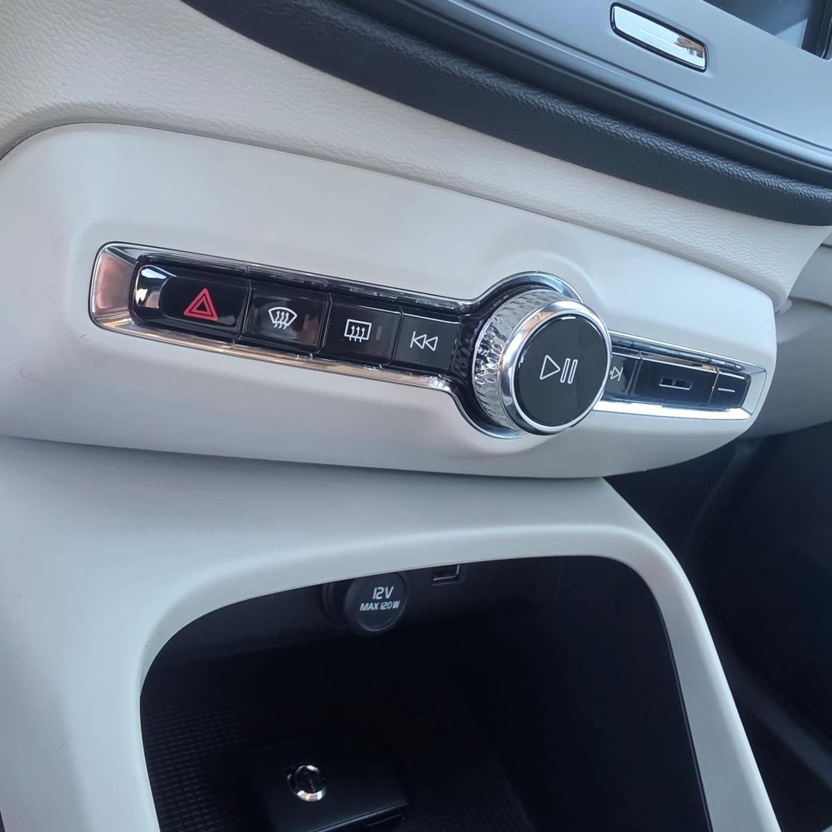 volvo-xc40-2019-gasolina-1477cc