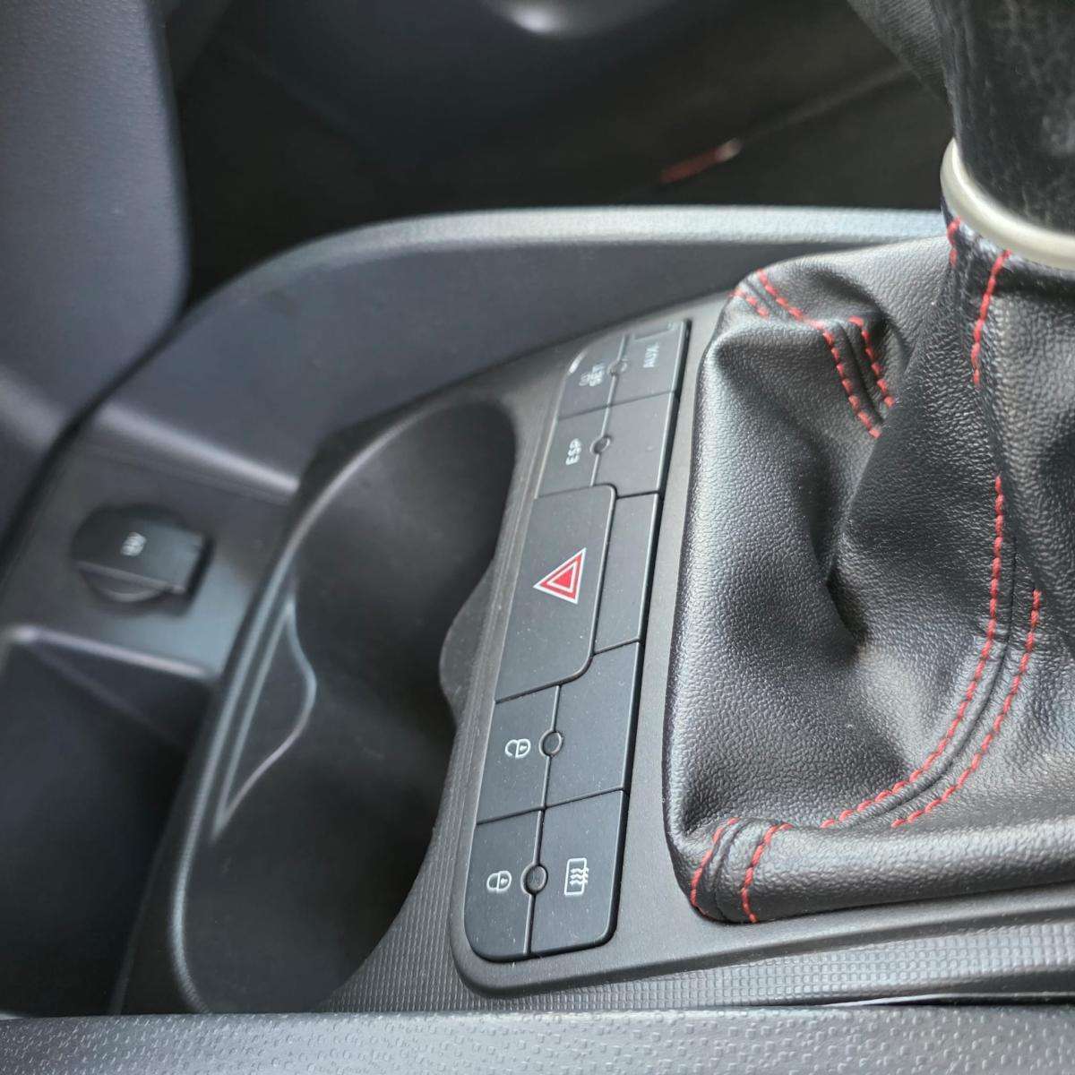 seat-ibiza-2015-gasolina-1197cc