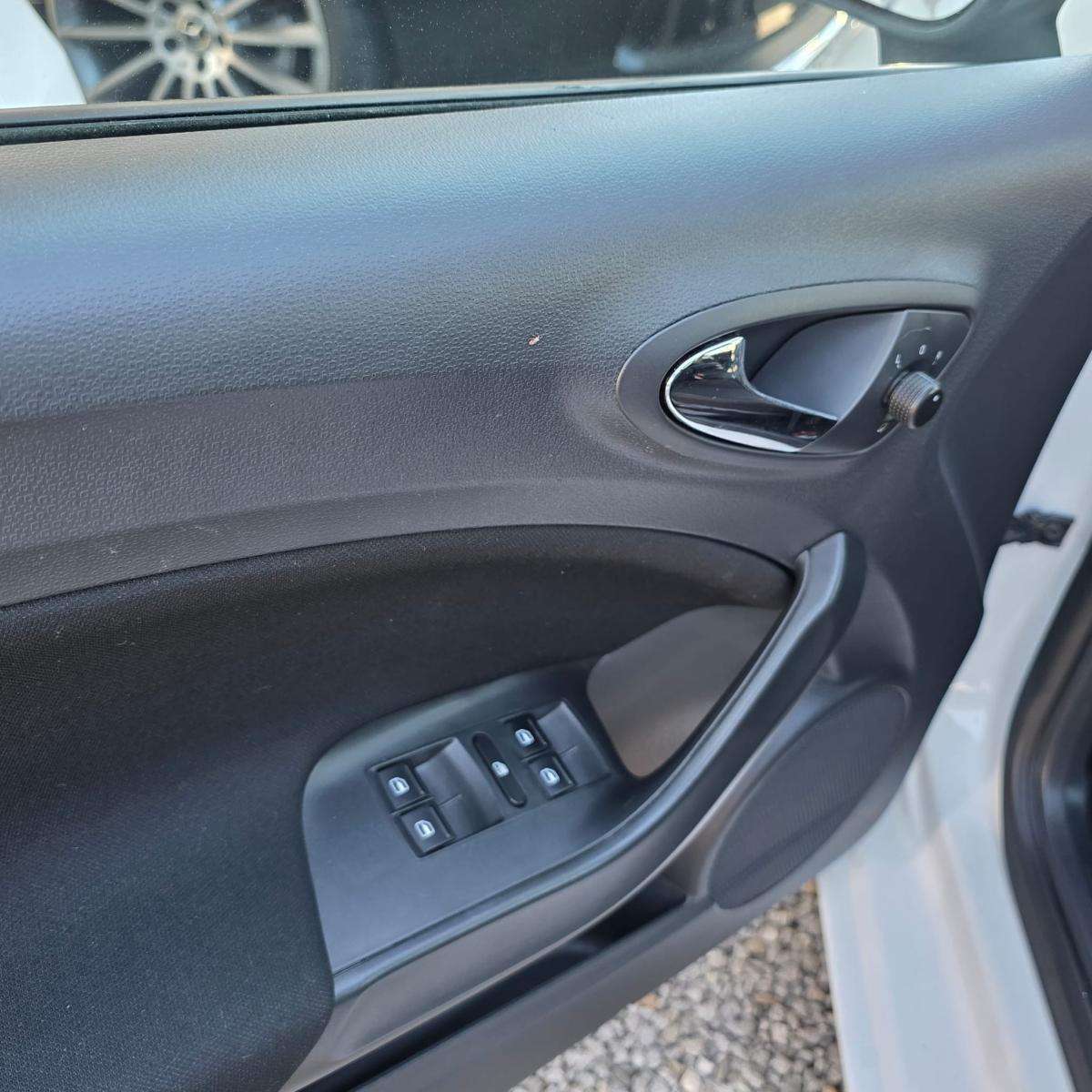 seat-ibiza-2015-gasolina-1197cc
